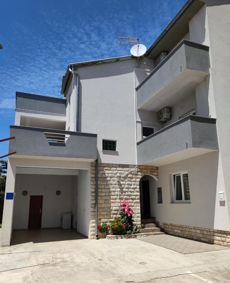 Apartment Petra Zadar Exterior foto