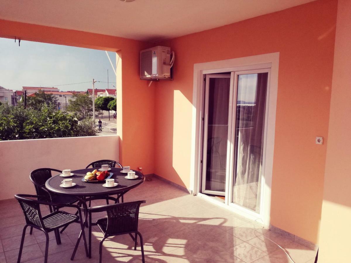 Apartment Petra Zadar Exterior foto